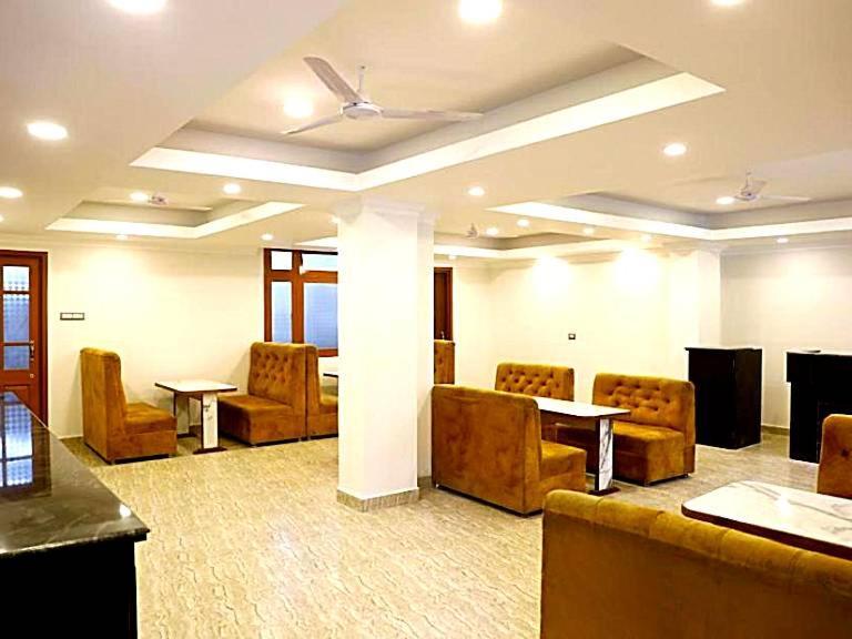 Tropical Hotel & Spa Shimla Exterior photo