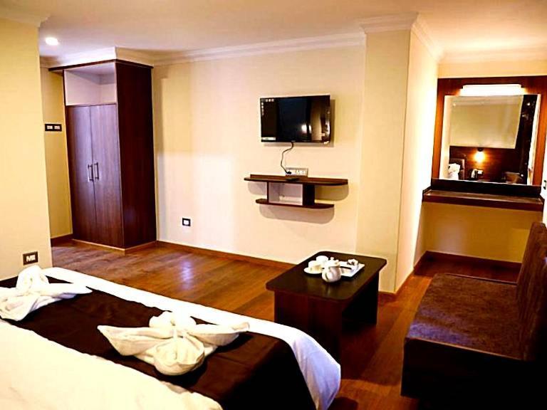 Tropical Hotel & Spa Shimla Exterior photo